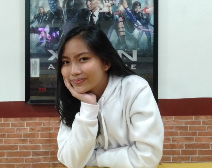 This image has an empty alt attribute; its file name is tapestry-needle-2.jpg